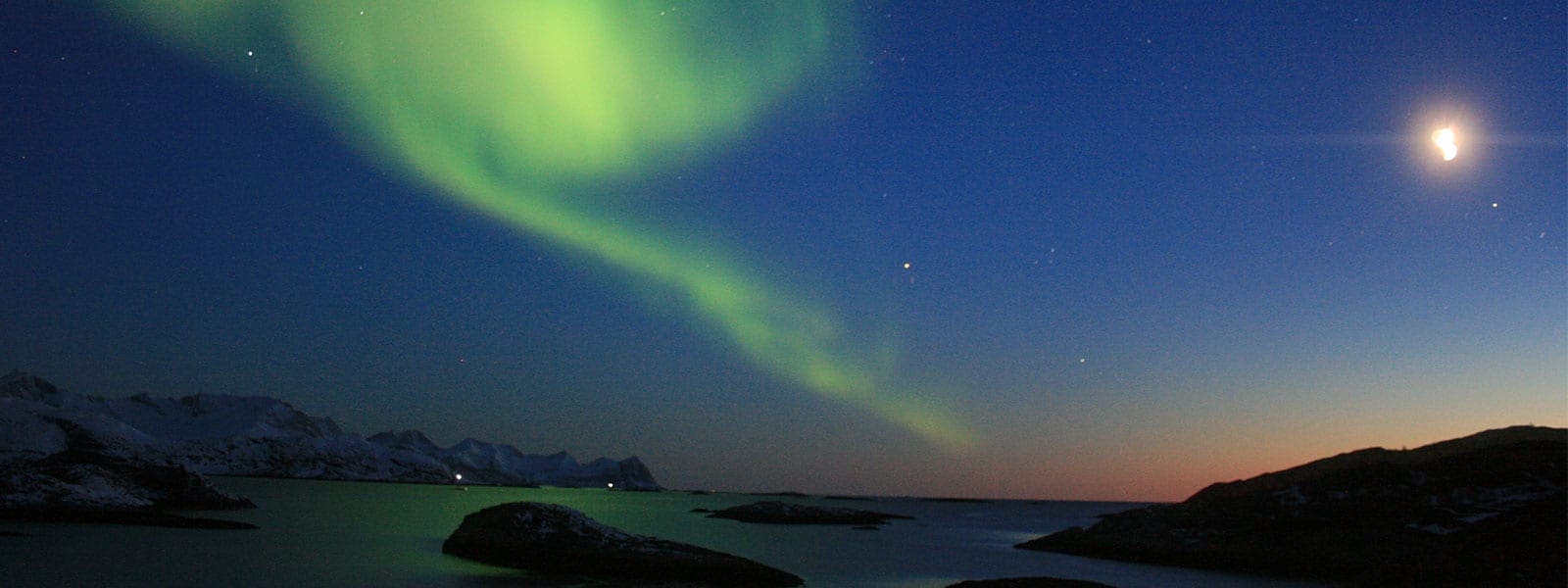 Het geweldige noorderlicht in Noorwegen
