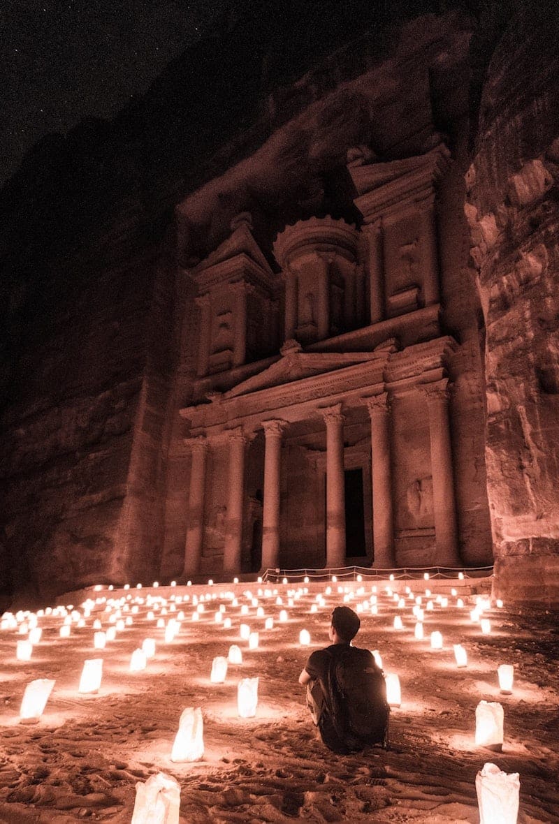 Petra by night met lichtjes Jordanië
