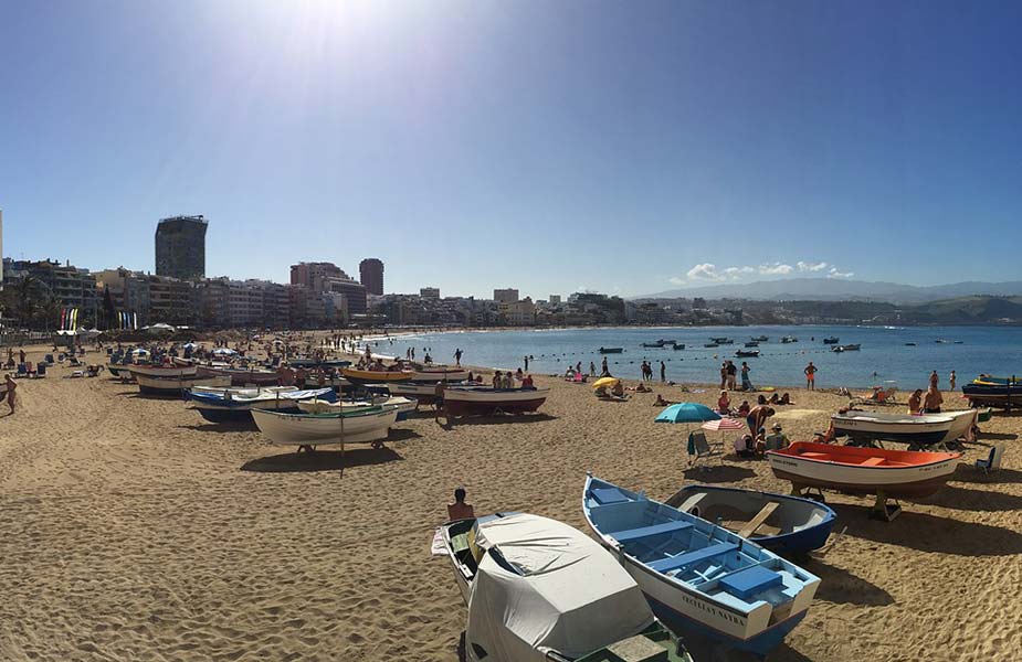 Het strand van Las Palmas de Gran Canaria
