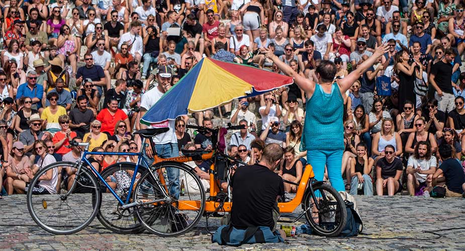 Mauerpark zondag in Berlijn