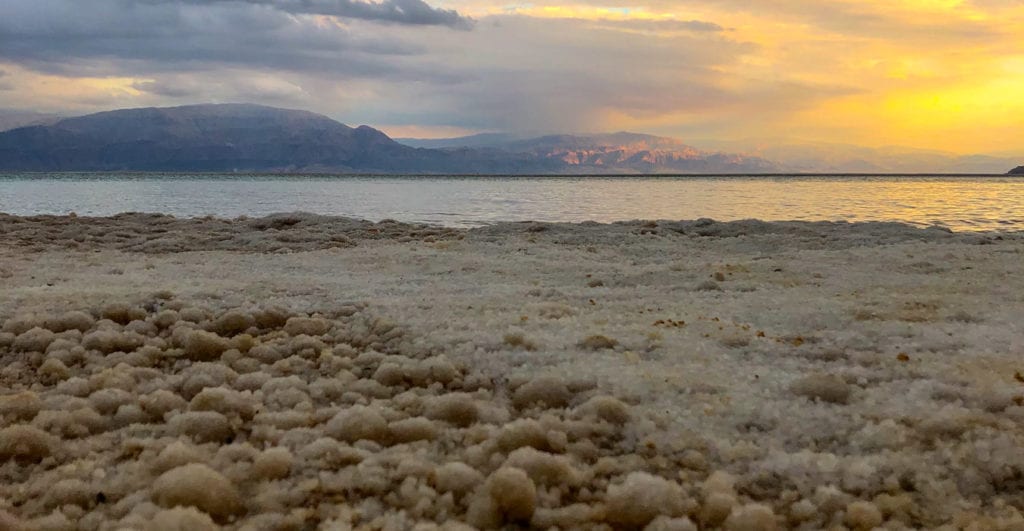 zout-kristallen-dode-zee-israel-ein-bokek