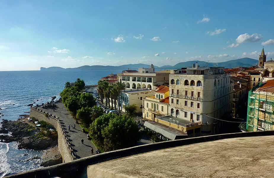 Het stadje Alghero op Sardinie