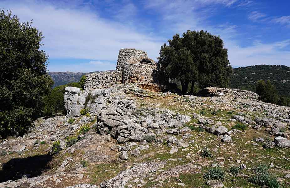 De oude bouwwerken op Sardinië