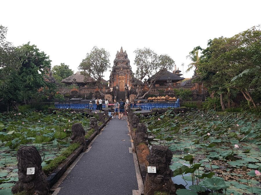 Mooiste tempels op Bali: Taman Kemude Darawati