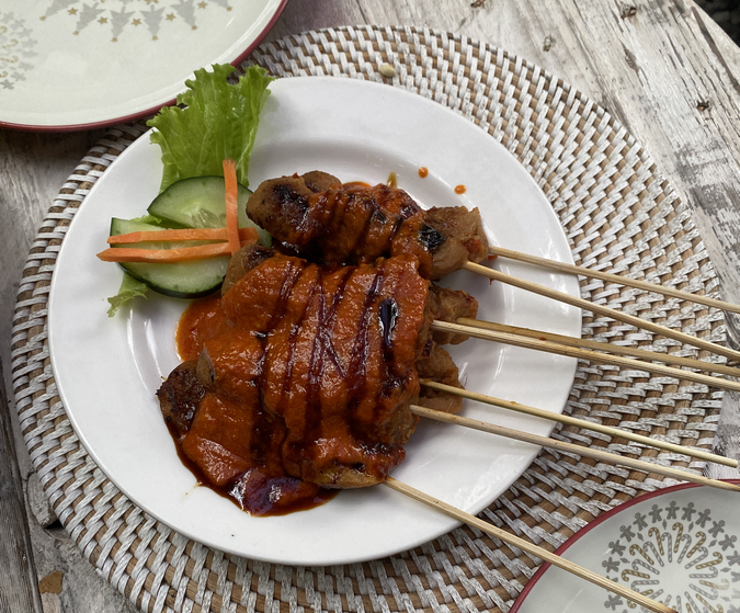 Vegan saté gerecht voor vegan eten op Bali