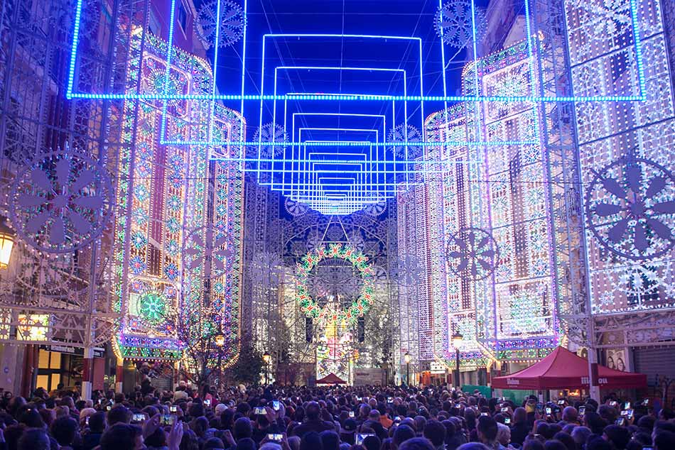 Las Fallas in Valencia in de avond