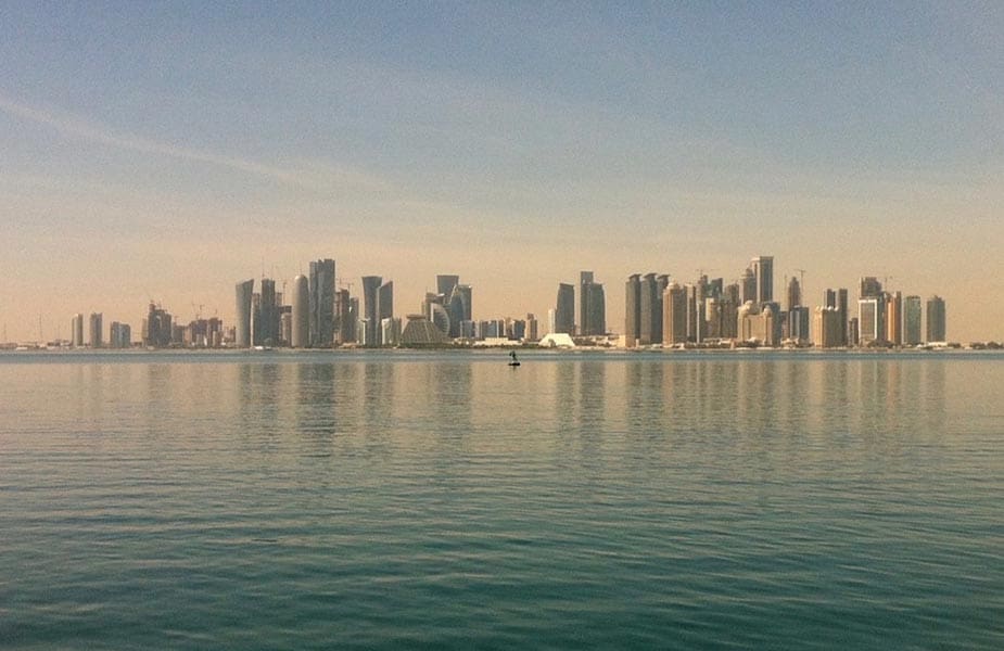 De skyline van Doha in Qatar