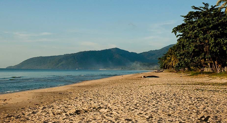 Strand en natuur bij Nakhon Si Thammarat