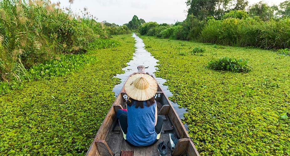 Varen door het watergebied van Thale Noi