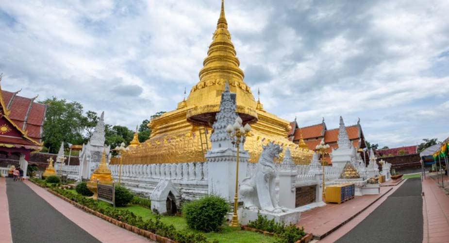 tempel in het stadje Nan in Thailand