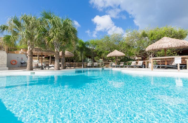 Zwembad van Morena Resort Curacao
