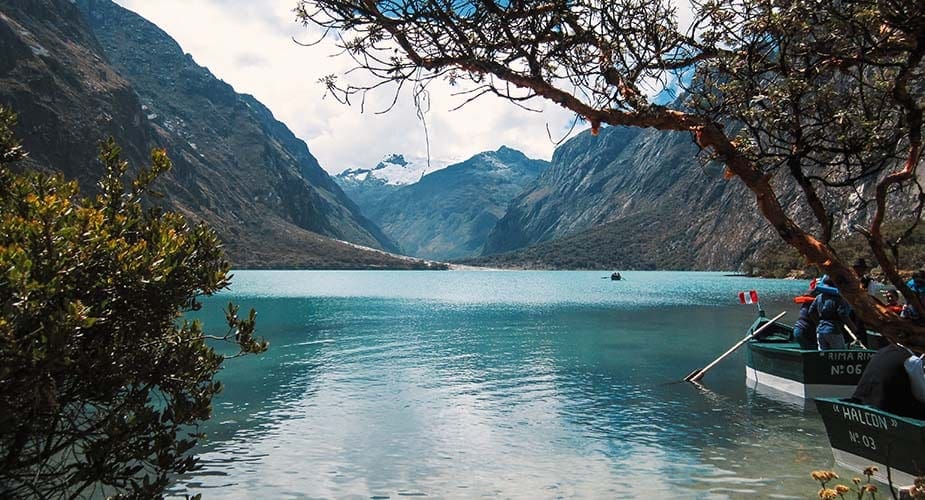 Het Llanganuco meer in Peru