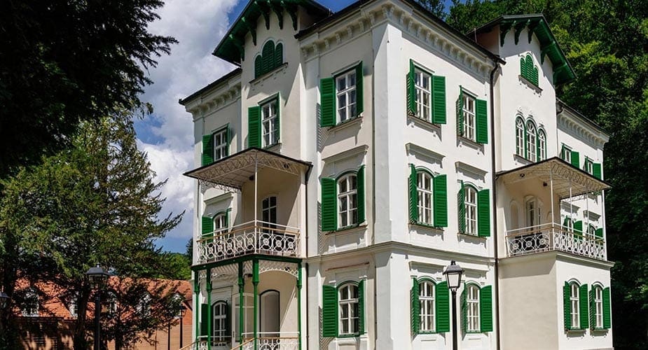 BOUTIQUE HOTEL DOBRNA