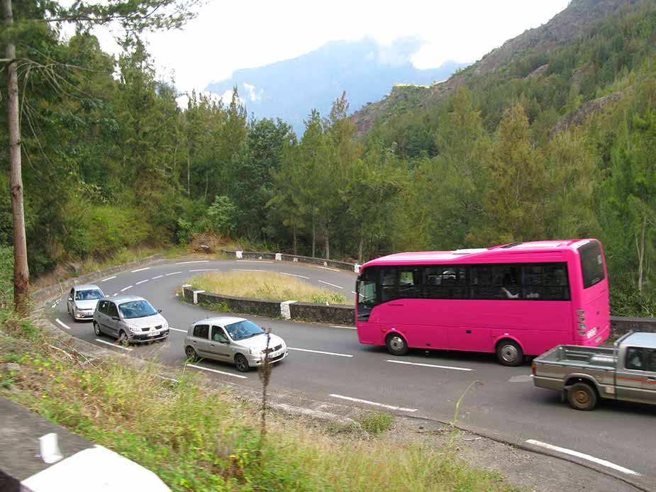 De haarspeldbochten onderweg op La Réunion