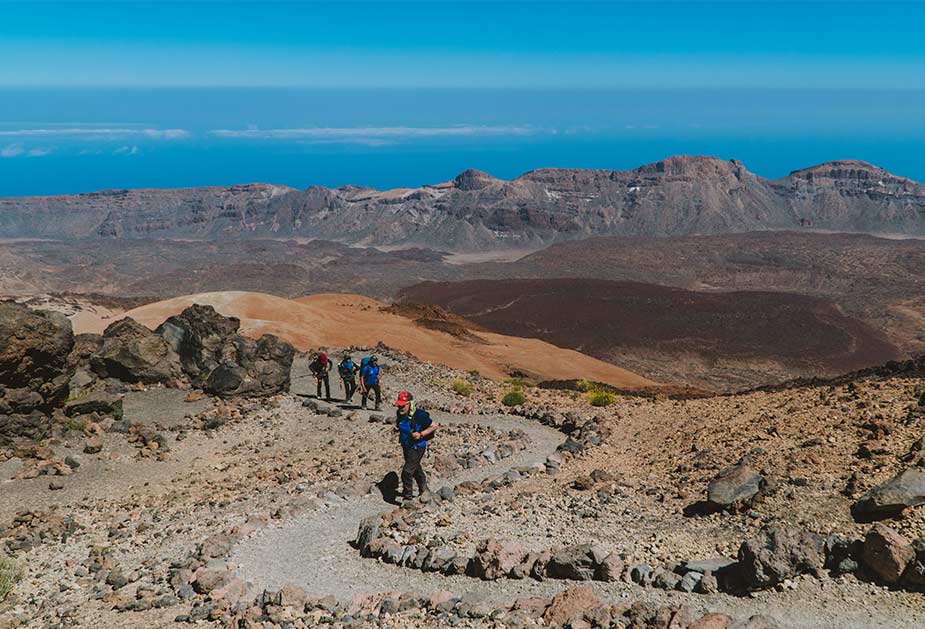 Landschap waar de zware hike route 040 op Tenerife door heen gaat