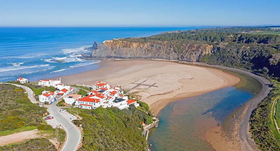 Het Praia de Odeceixe strand aan de Algarve