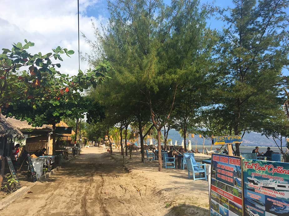 Zandpaden op Gili Air in Indonesie