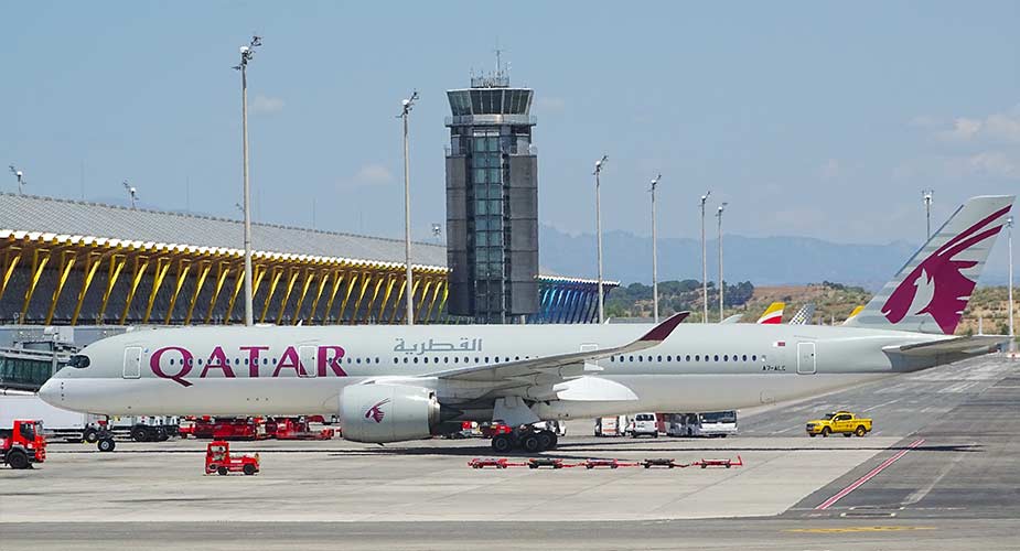 Qatar vliegtuig op Barajas in Madrid