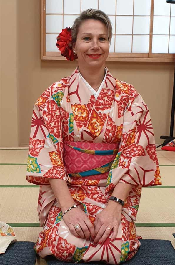 Pauline in traditionele Japanse kleding