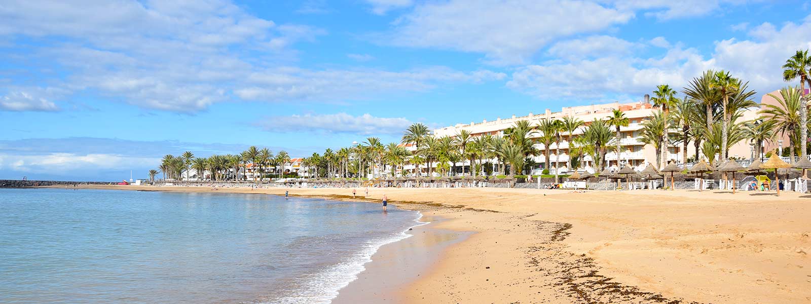 Appartementen Santiago aan het Playa Camison strand