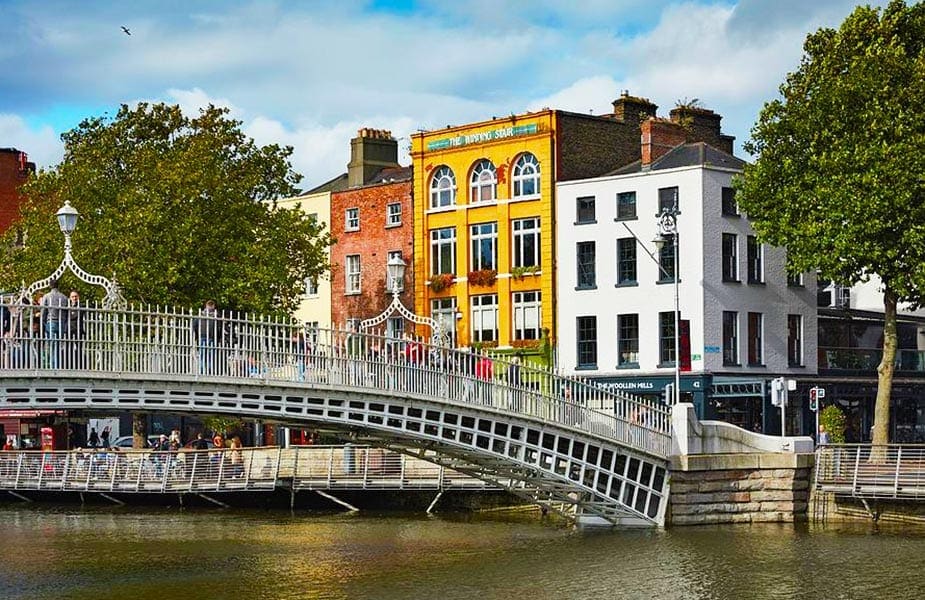 Brug in centrum Dublin in Ierland