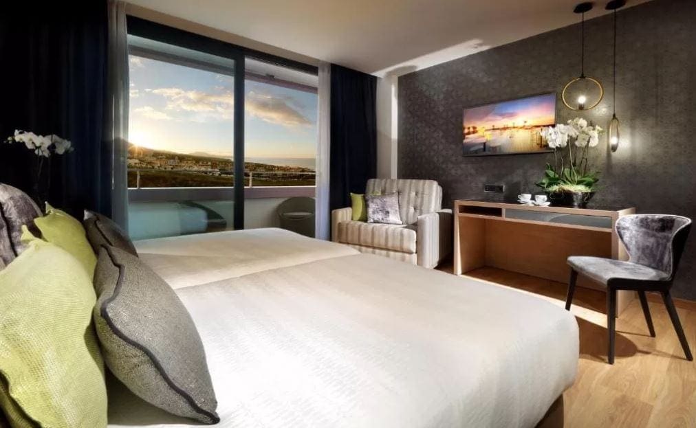 Interieur kamer van Hard Rock Hotel Tenerife