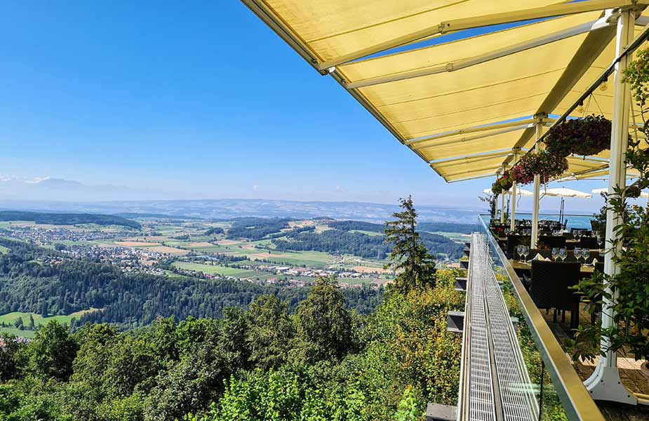 Restaurant en uitzicht vanaf de Uetliberg