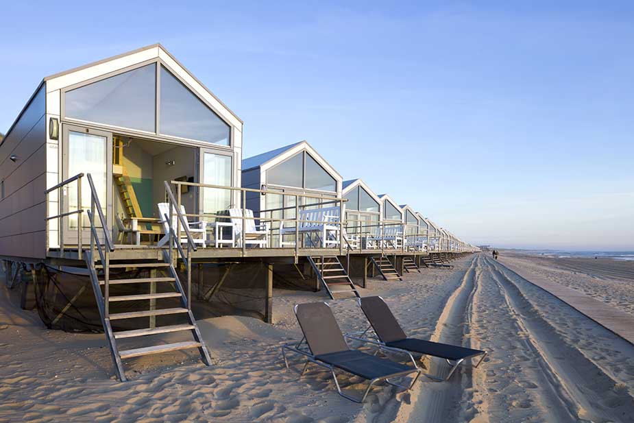 Strandhuisjes Julianadorp vakantie aan zee in Nederland aan de kust