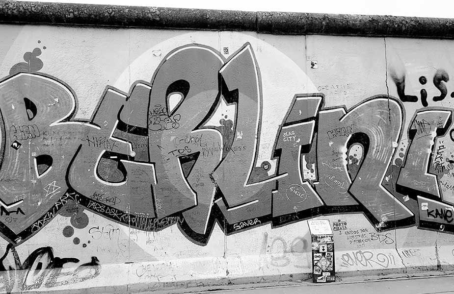Graffiti op muur in Berlijn