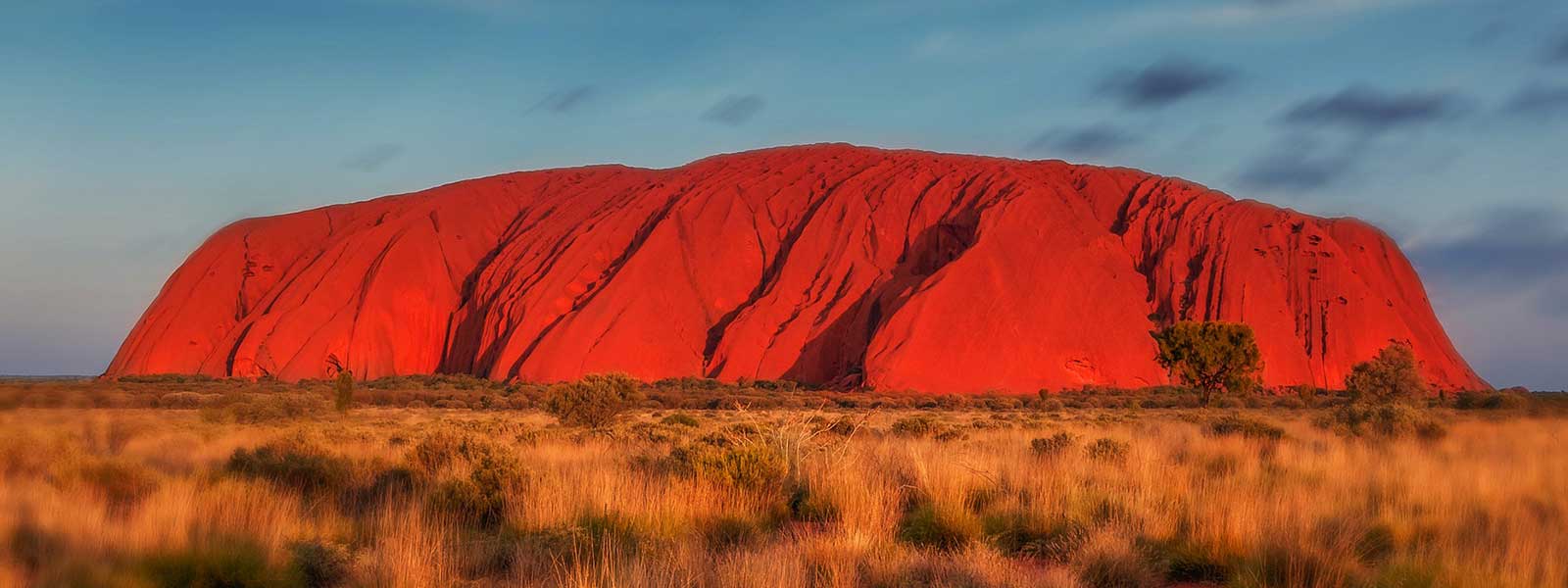 De beroemde Uluru rots in Australie
