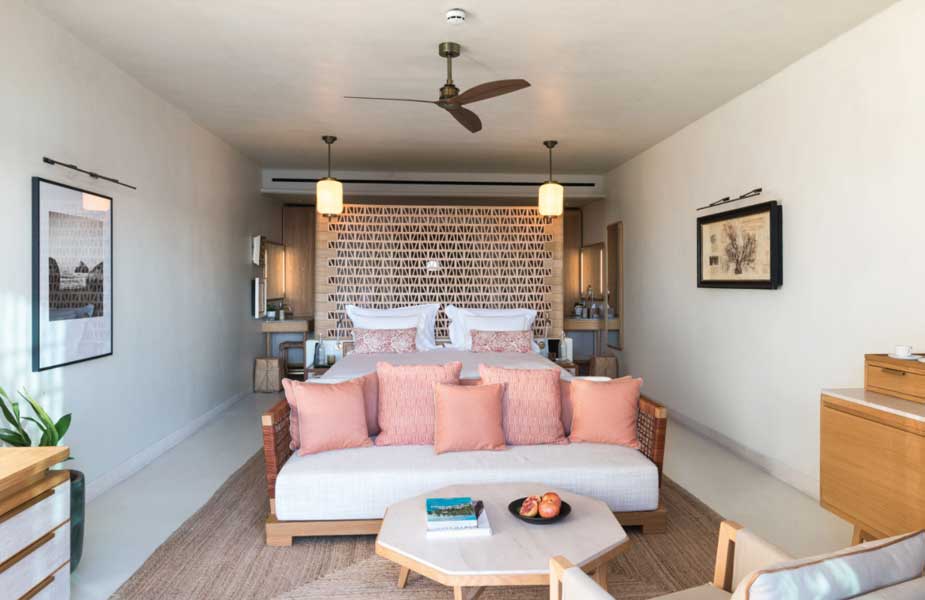 Interieur deluxe kamer Six Senses Ibiza