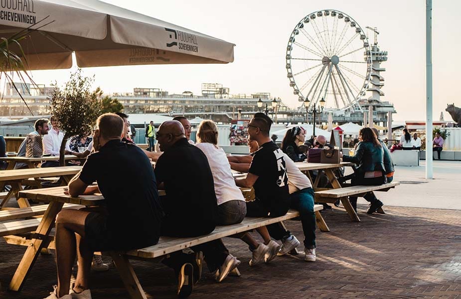 foodhall terras scheveningen