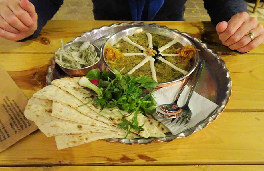 He typische gerecht Baba Ghanoush in Iran