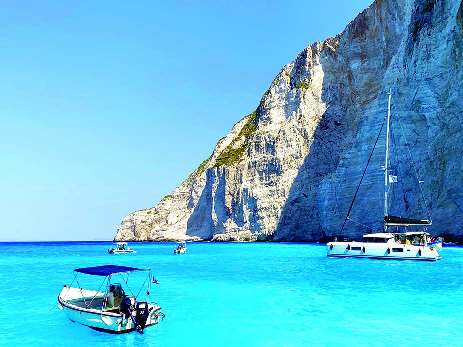 schipwrack stranden zakynthos