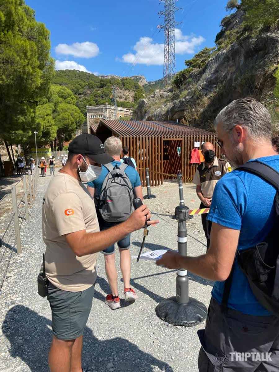 Jeroen bij de ingang van Caminito del Rey