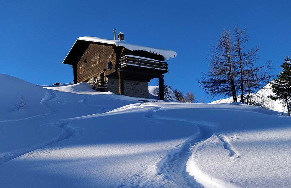 Hut in het skigebied La Thuile in valle d aosta