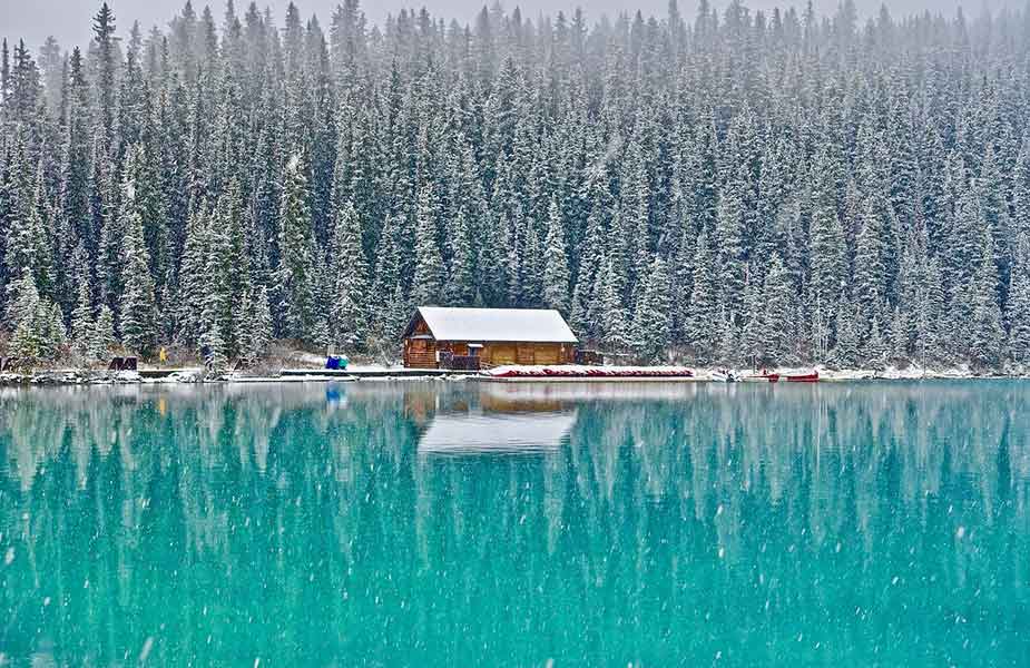 Het prachtige meer Lake Louise in Canada