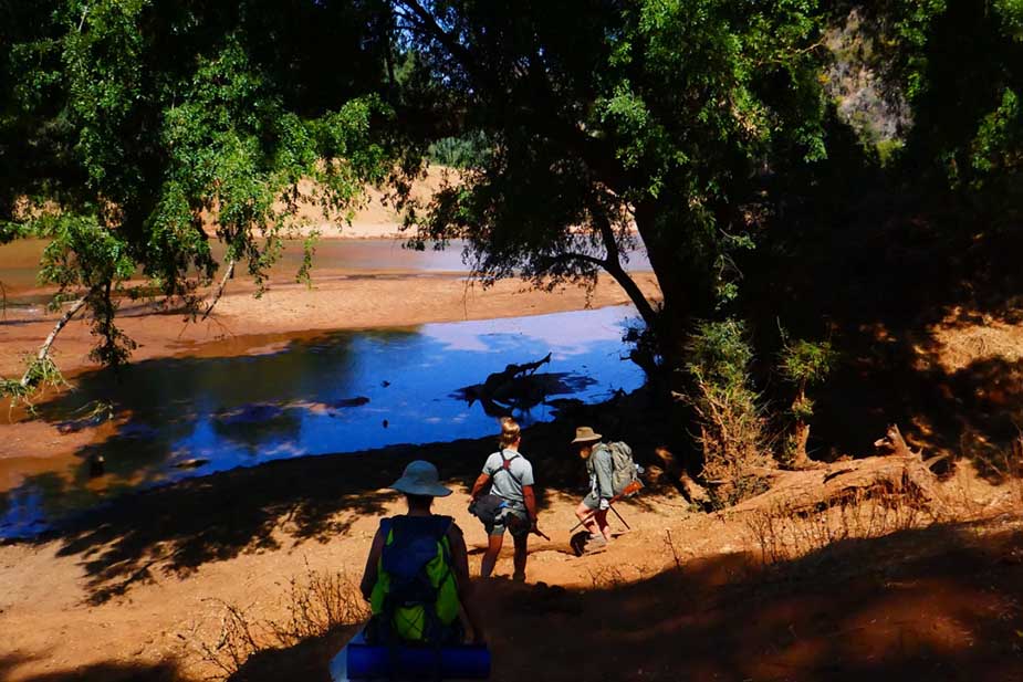 Trekking door Zuid-Afrika, rivier oversteken