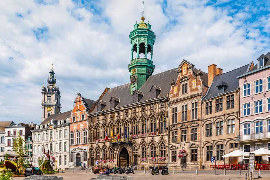 Het centrale Plein in Mons steden Wallonië en Ardennen