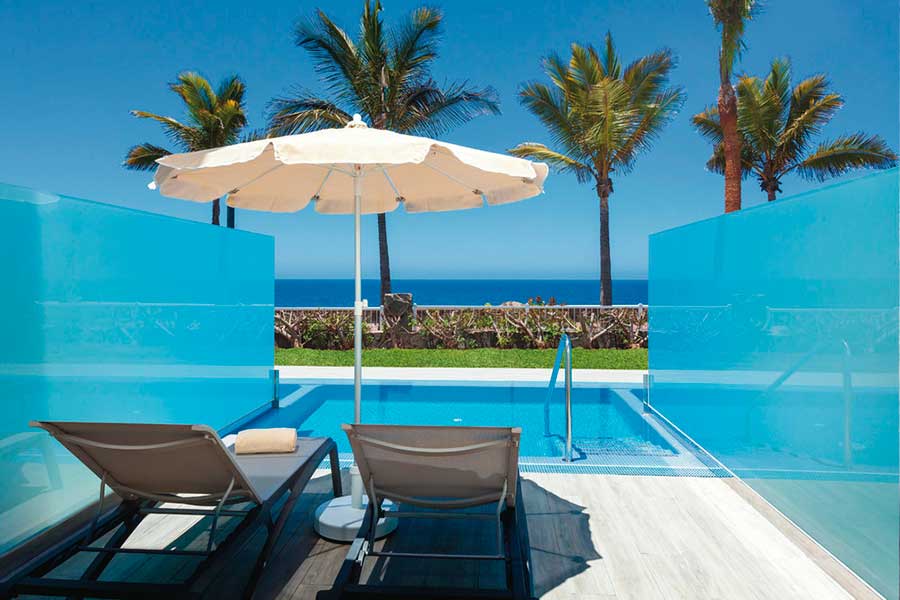Swim up suite in RIU Gran Canaria