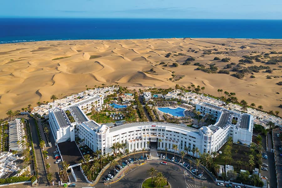 Ligging en ingang RIU Palace Maspalomas