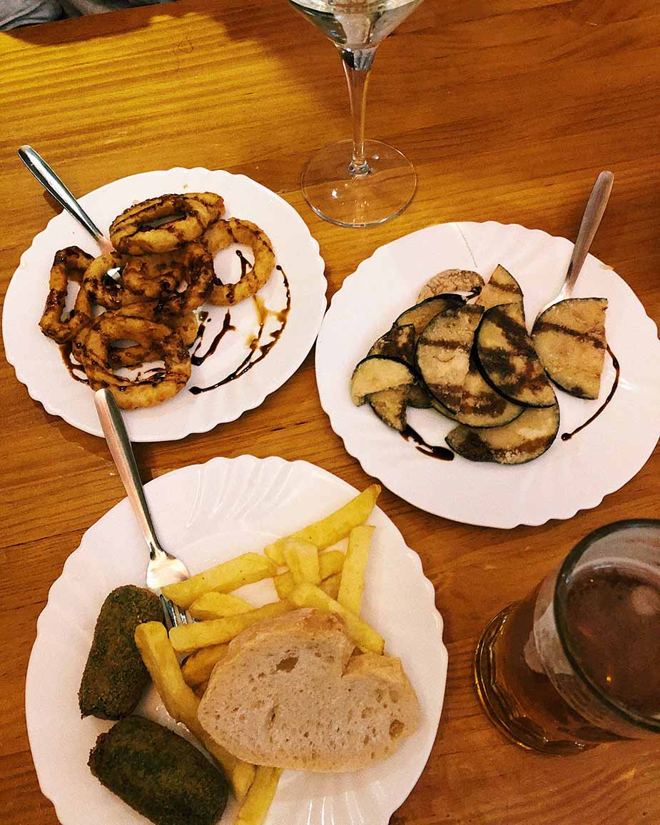 gratis tapas in Granada