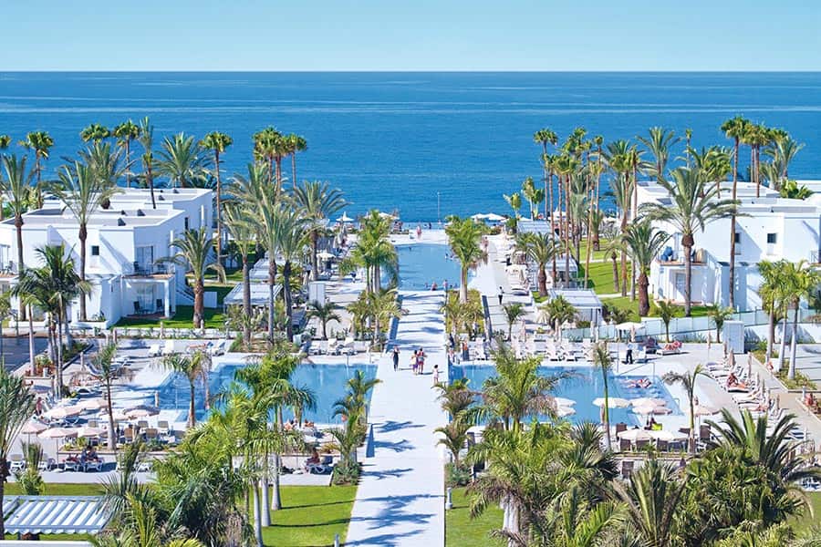 Tuin en Zwembad van RIU Gran Canaria Hotel Palace Meloneras
