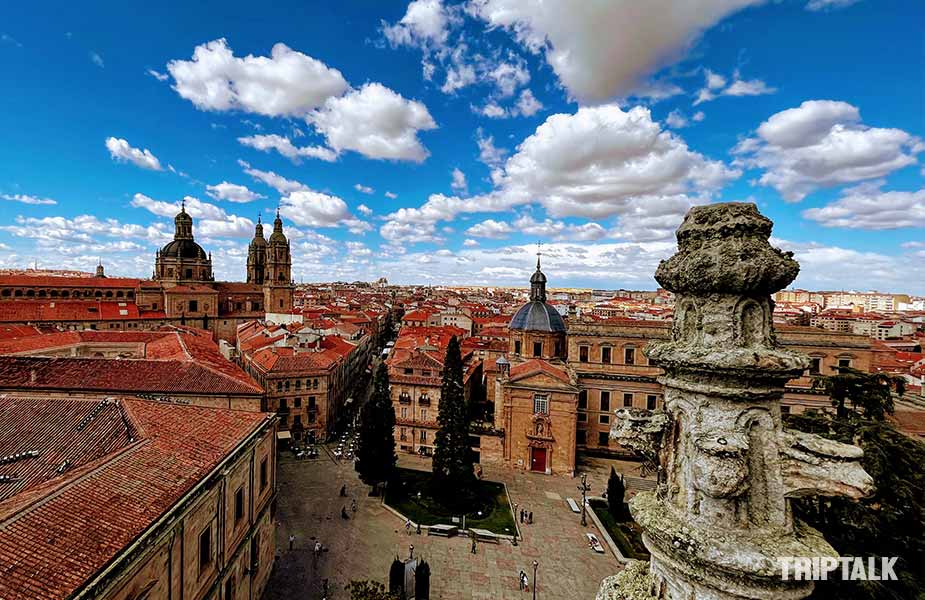 Uitzicht op Salamanca vanaf het dak van de kathedraal
