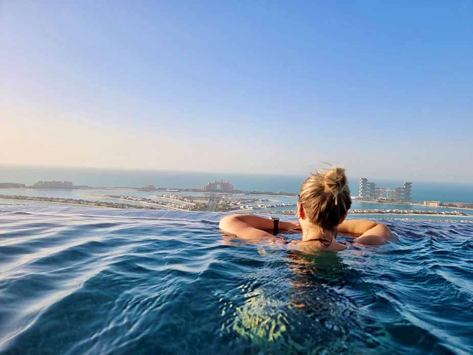 aura skypool dubai