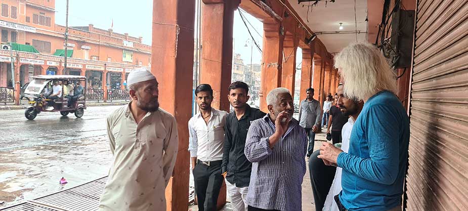 locals in jaipur