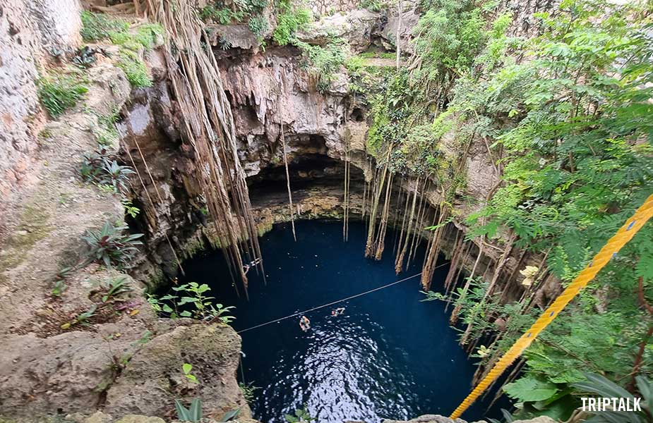 Zwemmen in een cenote tijdens je reis naar Mexico