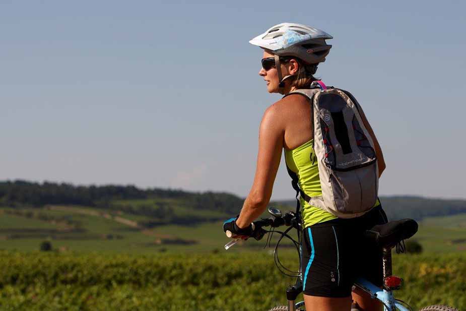 fietsen tijdens een vakantie in Bourgondië 