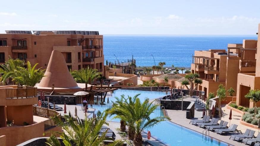 Zwembad hotel Barcelo Tenerife