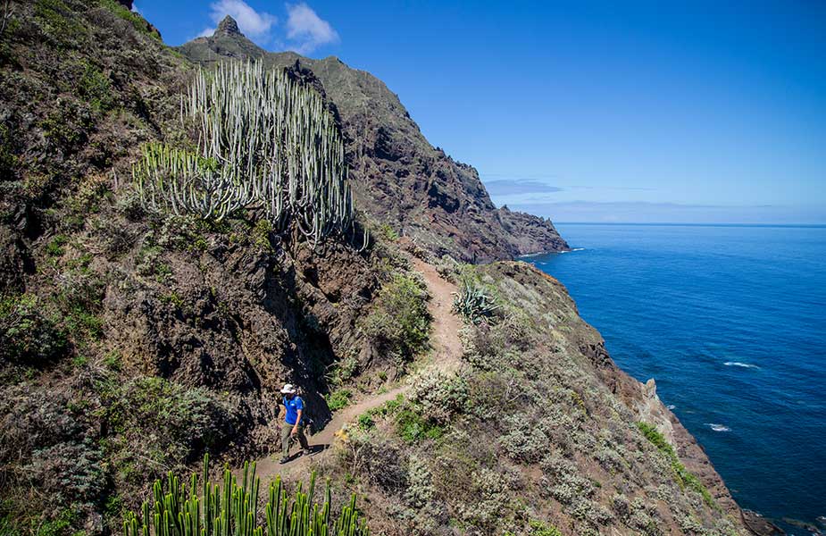 Wandelen langs de kust bij Afur op Tenerife